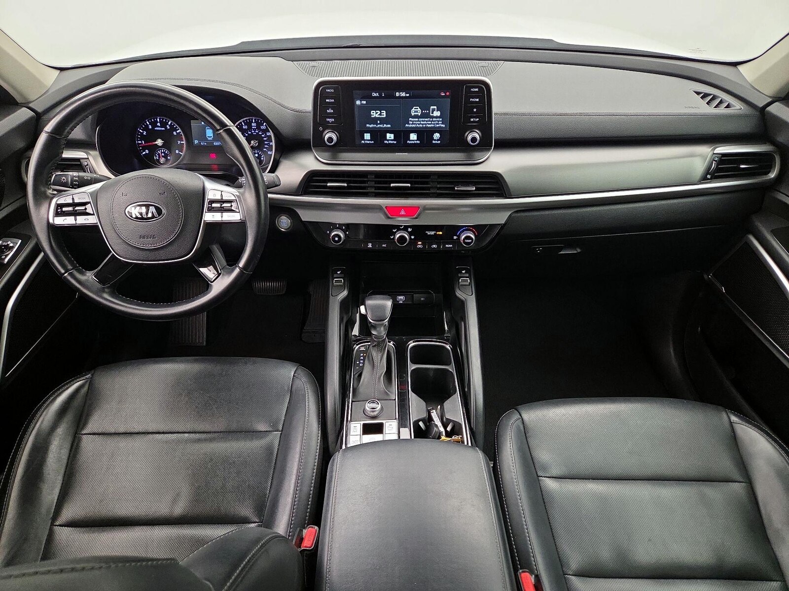Apple CarPlay® & Android Auto™