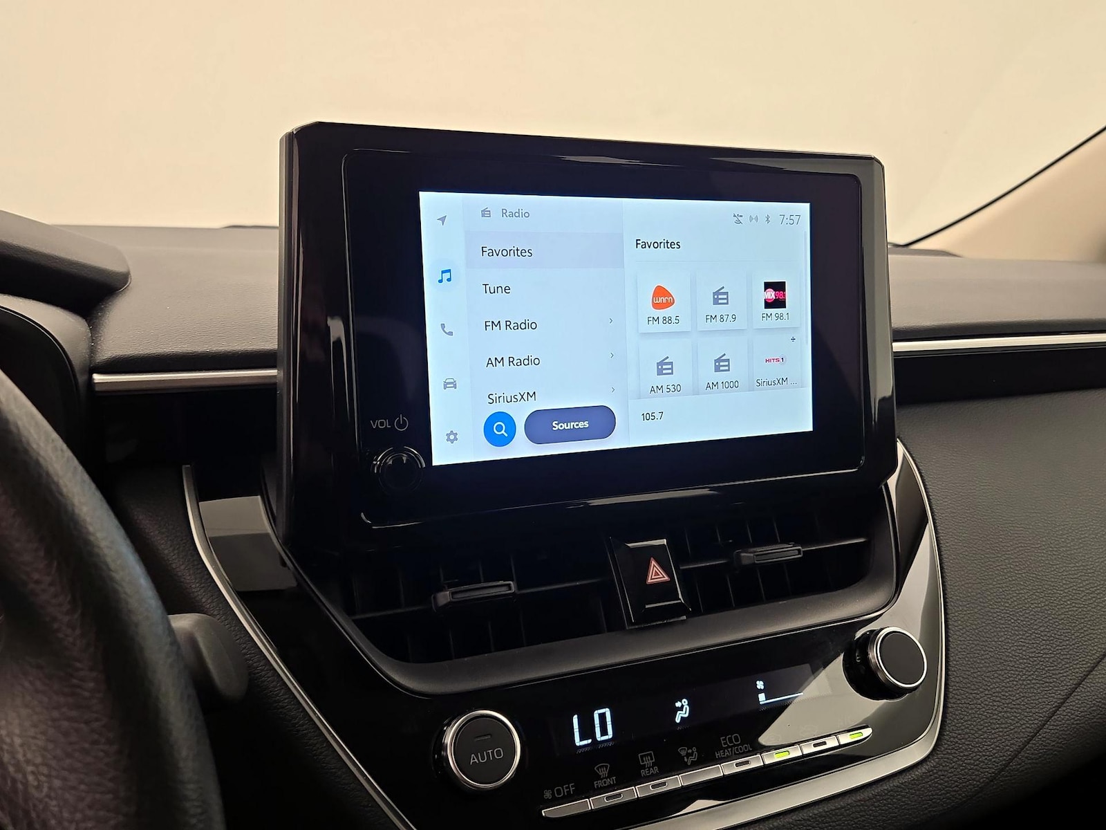 2024 Toyota Corolla LE - Photo 16