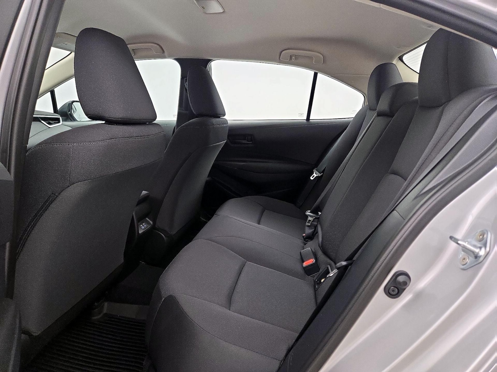 2024 Toyota Corolla LE - Photo 20
