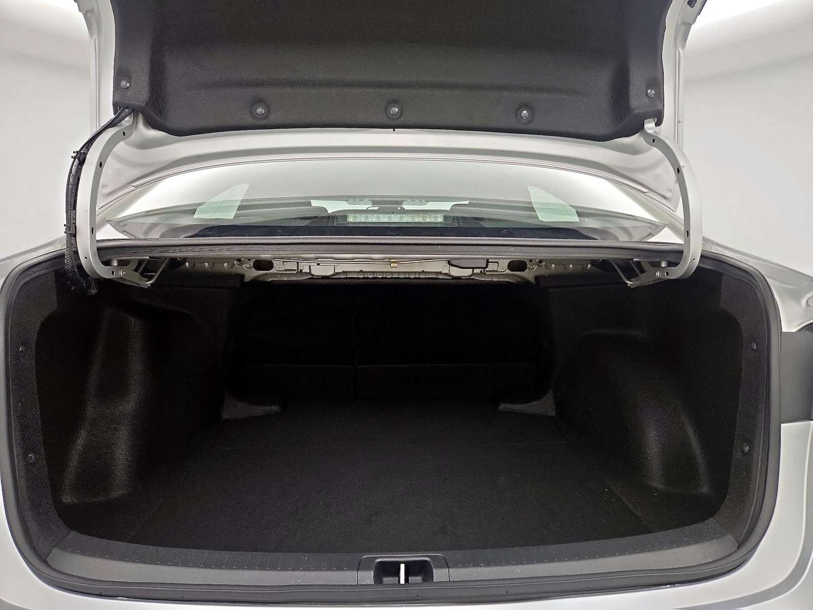 2024 Toyota Corolla LE - Photo 21