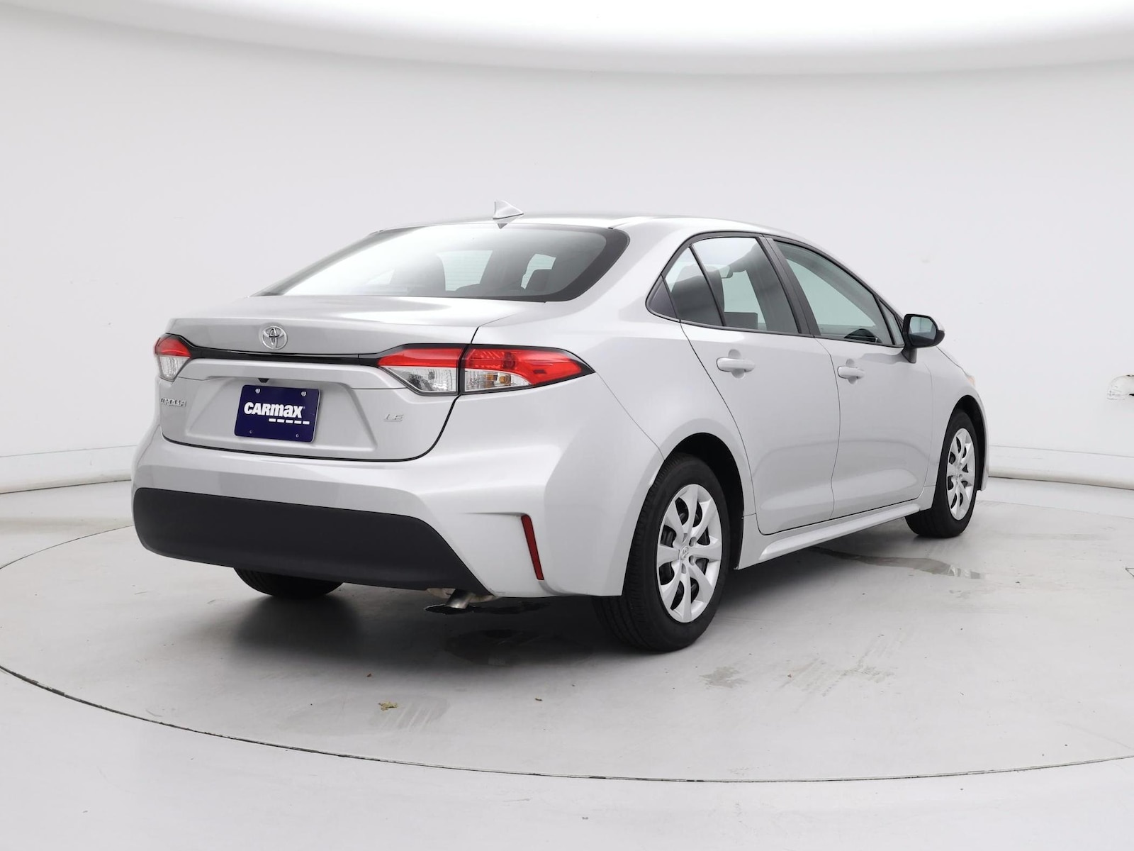 2024 Toyota Corolla LE - Photo 9