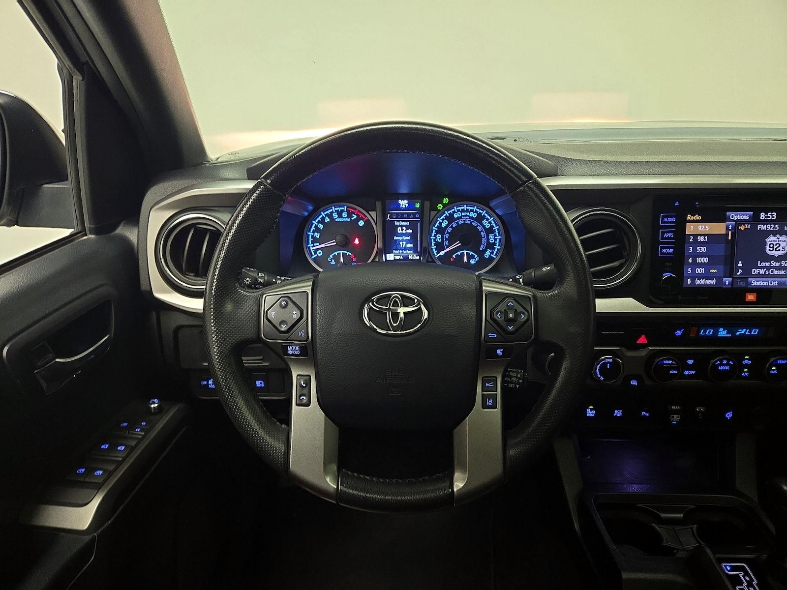 2018 Toyota Tacoma Limited - Photo 11