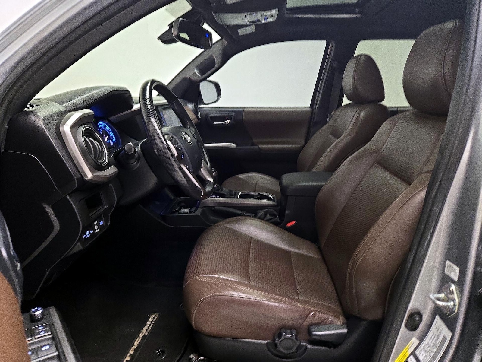 2018 Toyota Tacoma Limited - Photo 12