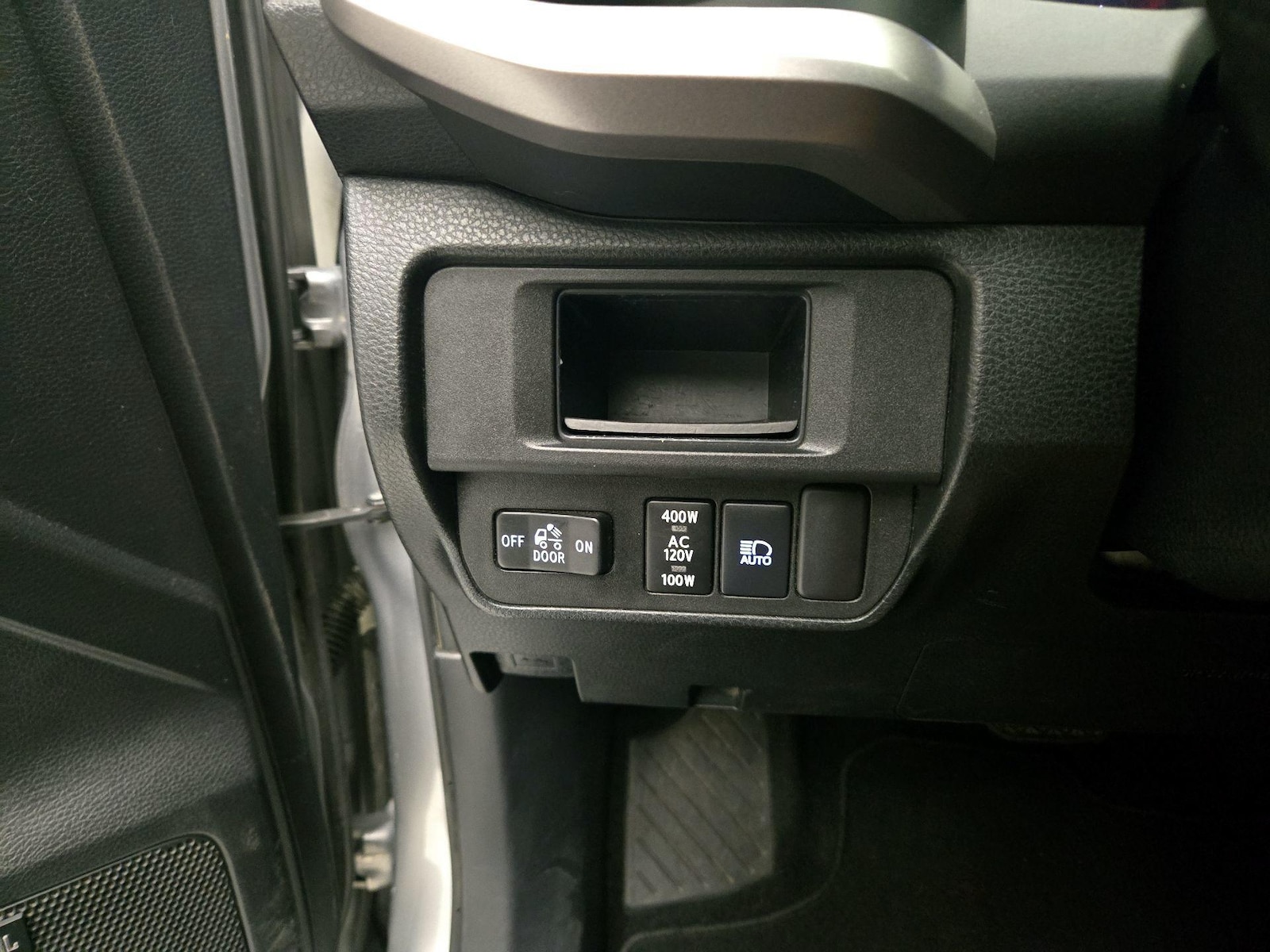 2018 Toyota Tacoma Limited - Photo 14
