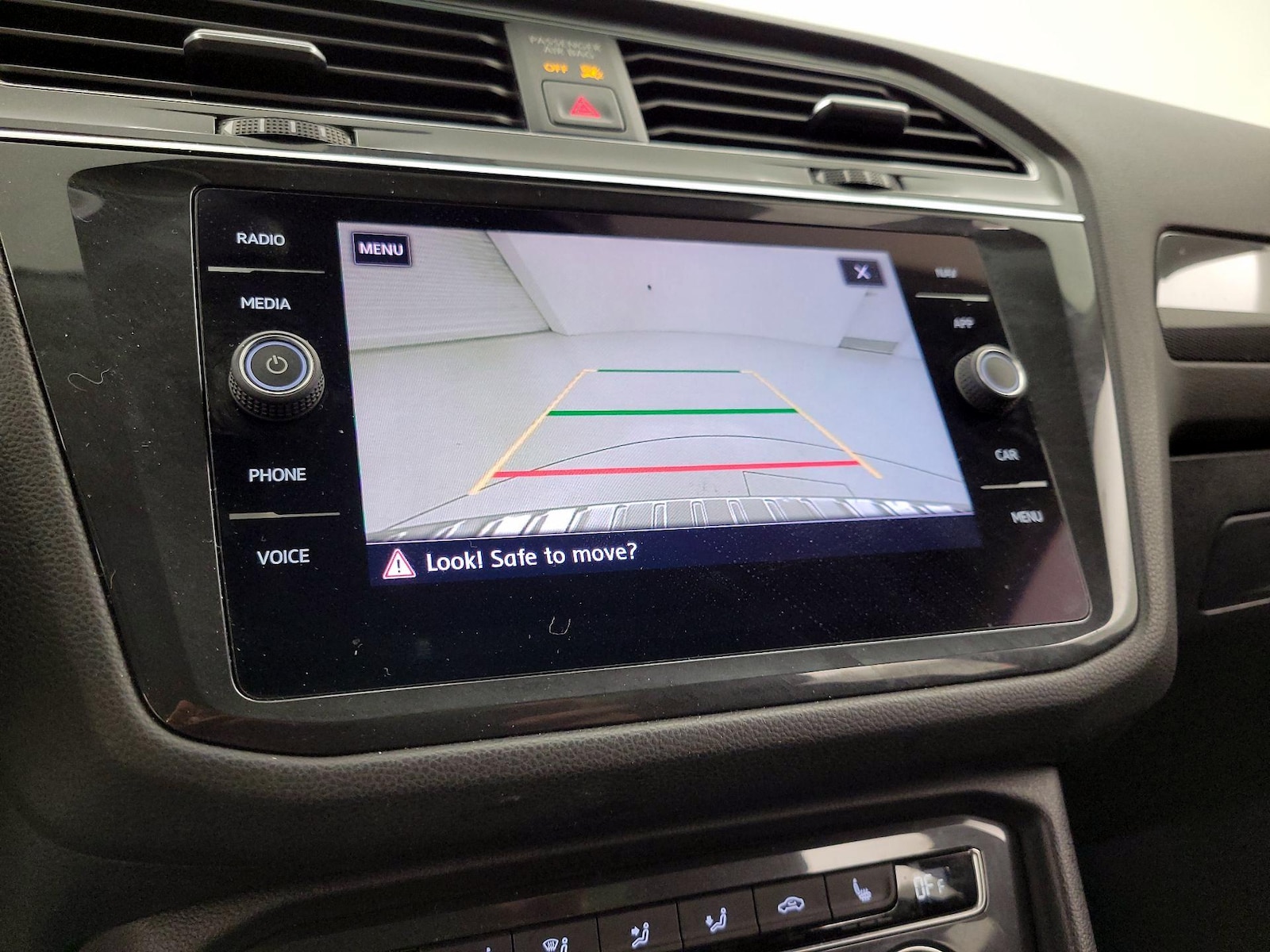2019 Volkswagen Tiguan SEL Premium - Photo 16