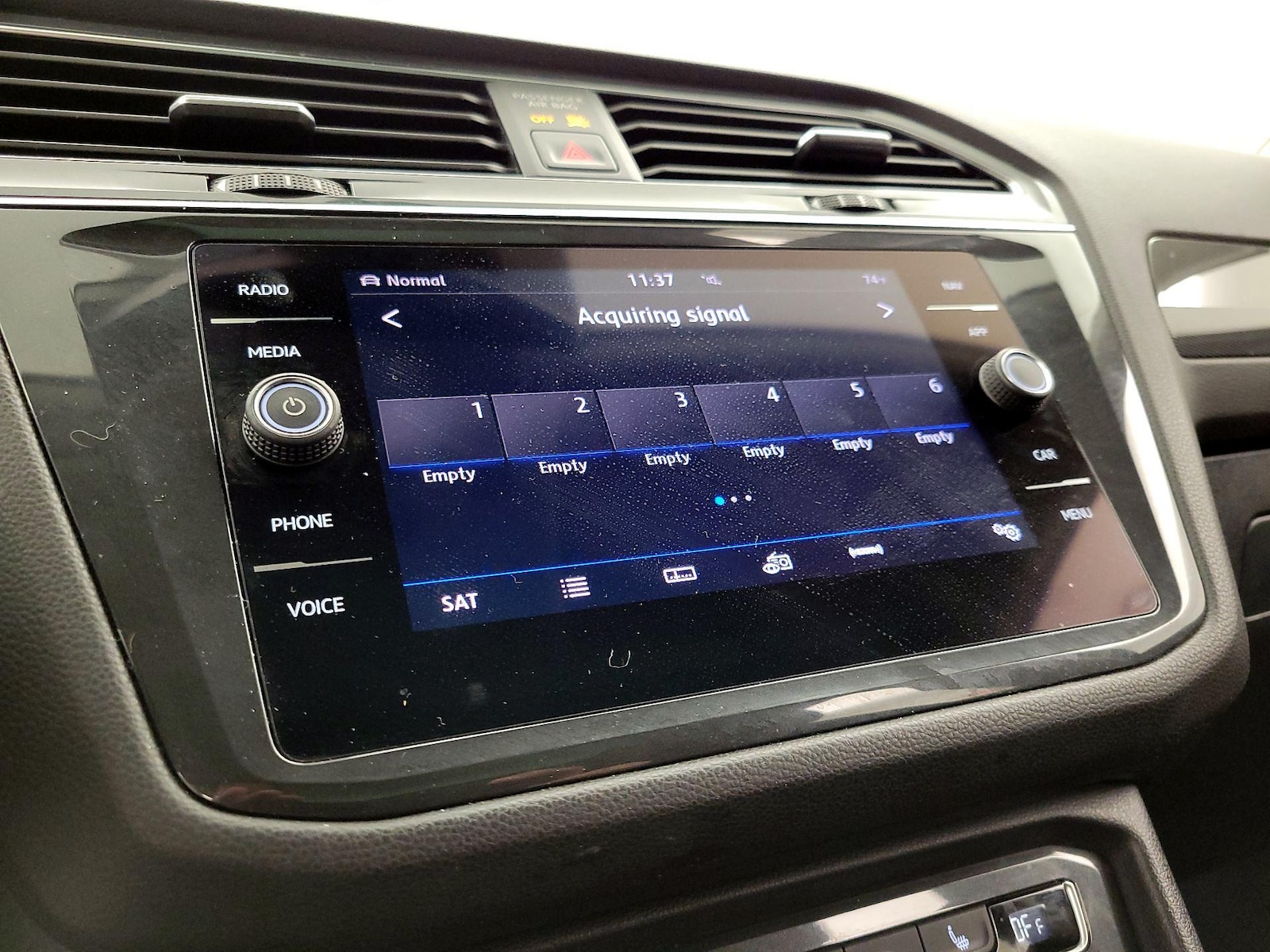 2019 Volkswagen Tiguan SEL Premium - Photo 17