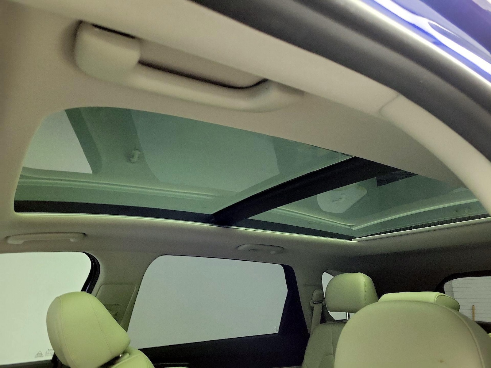2023 Kia Sorento S - Photo 21