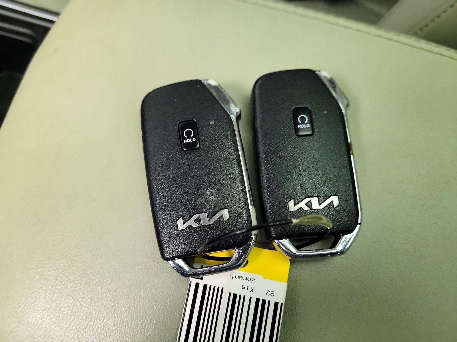 2023 Kia Sorento S - Photo 27
