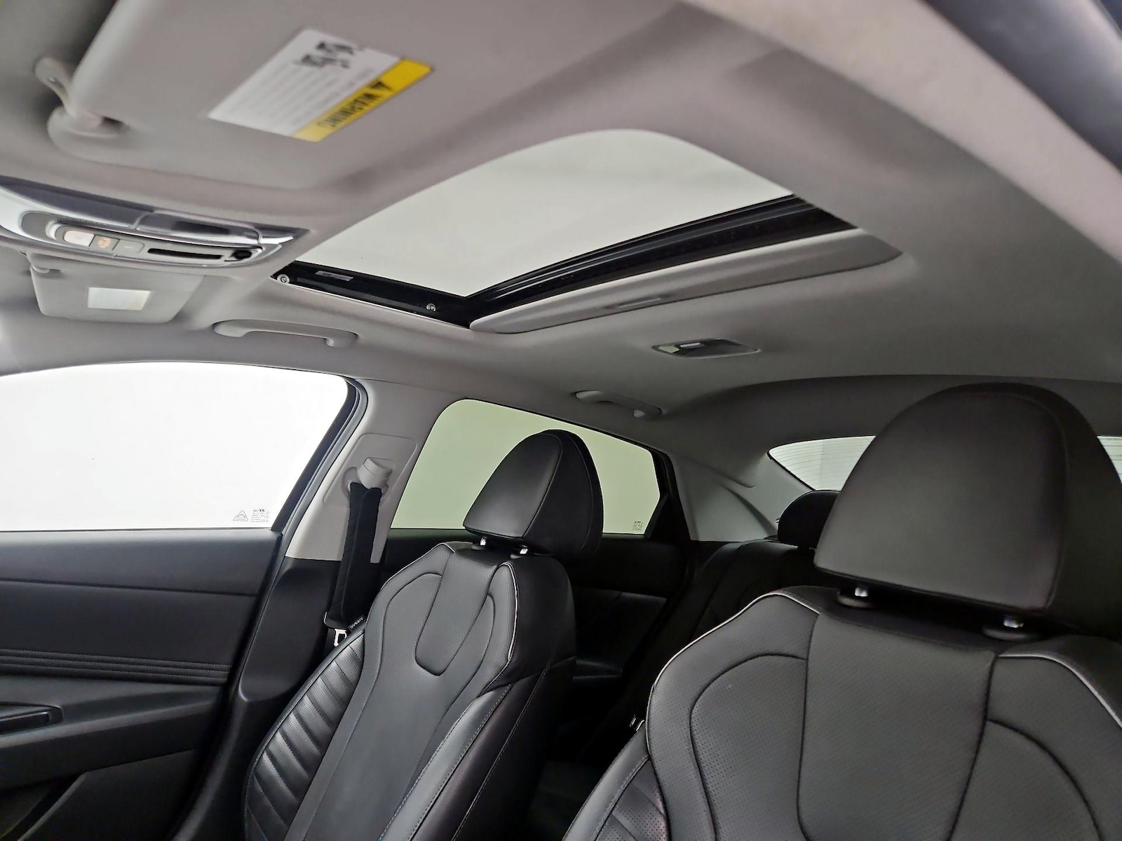 Sunroof(s) & Overhead Airbags