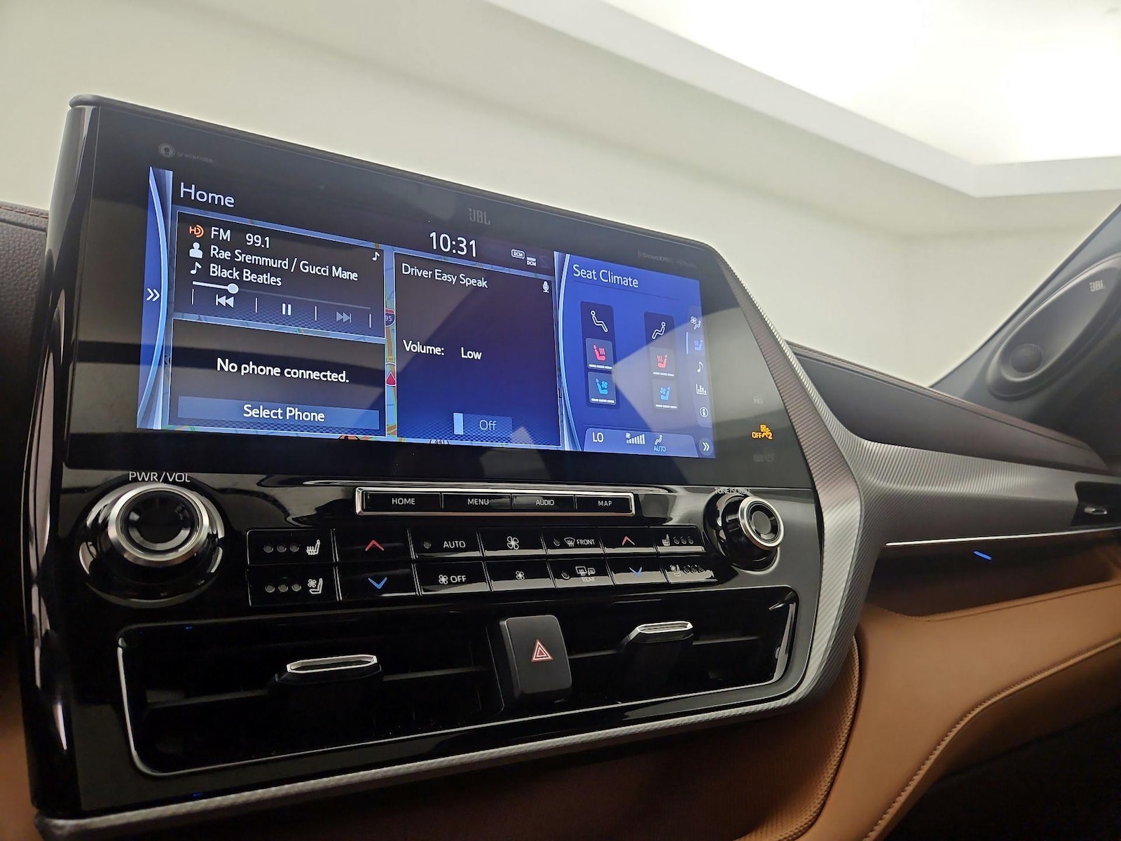 2022 Toyota Highlander Platinum - Photo 18