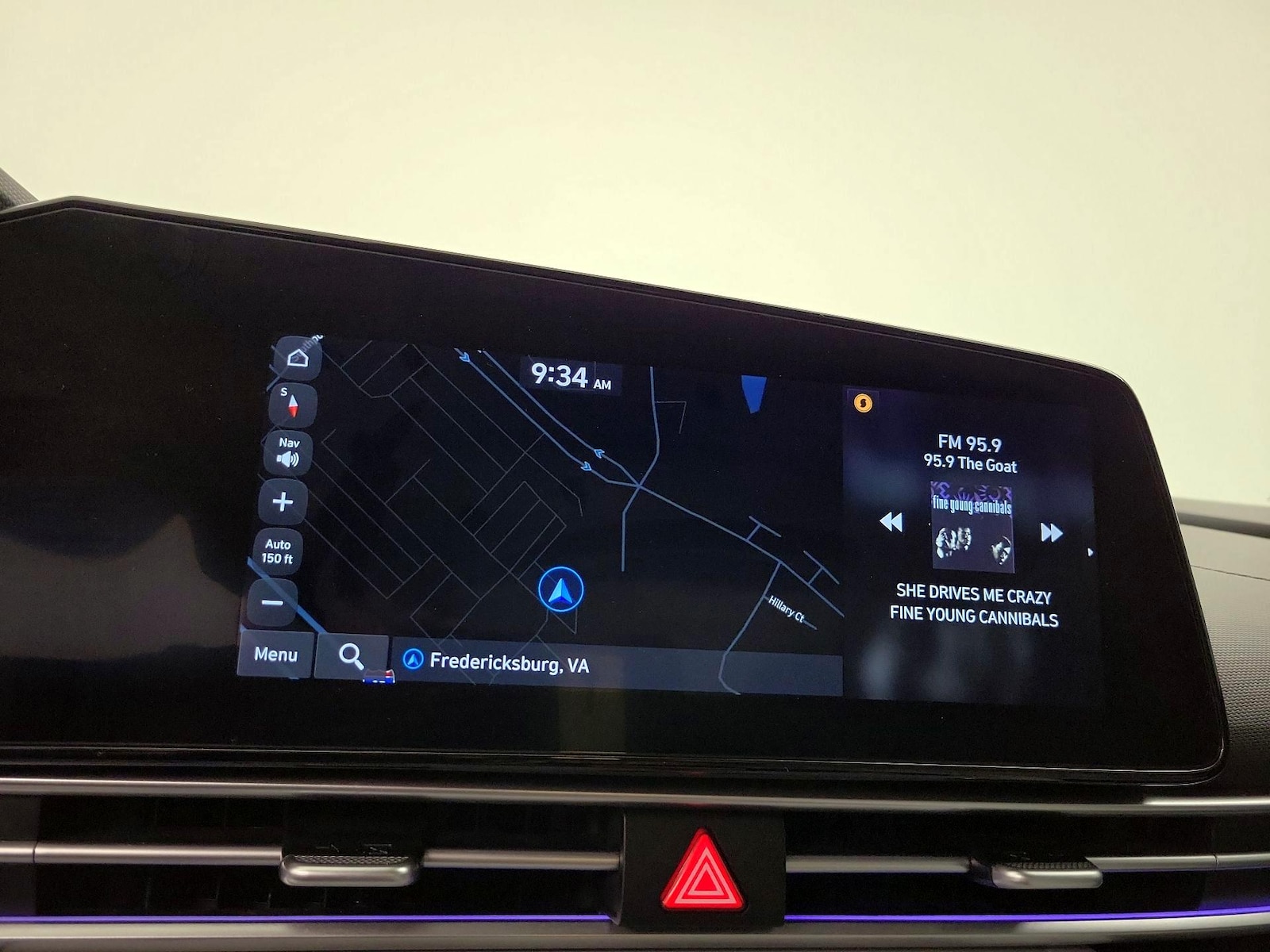 2024 Hyundai Elantra Limited - Photo 15
