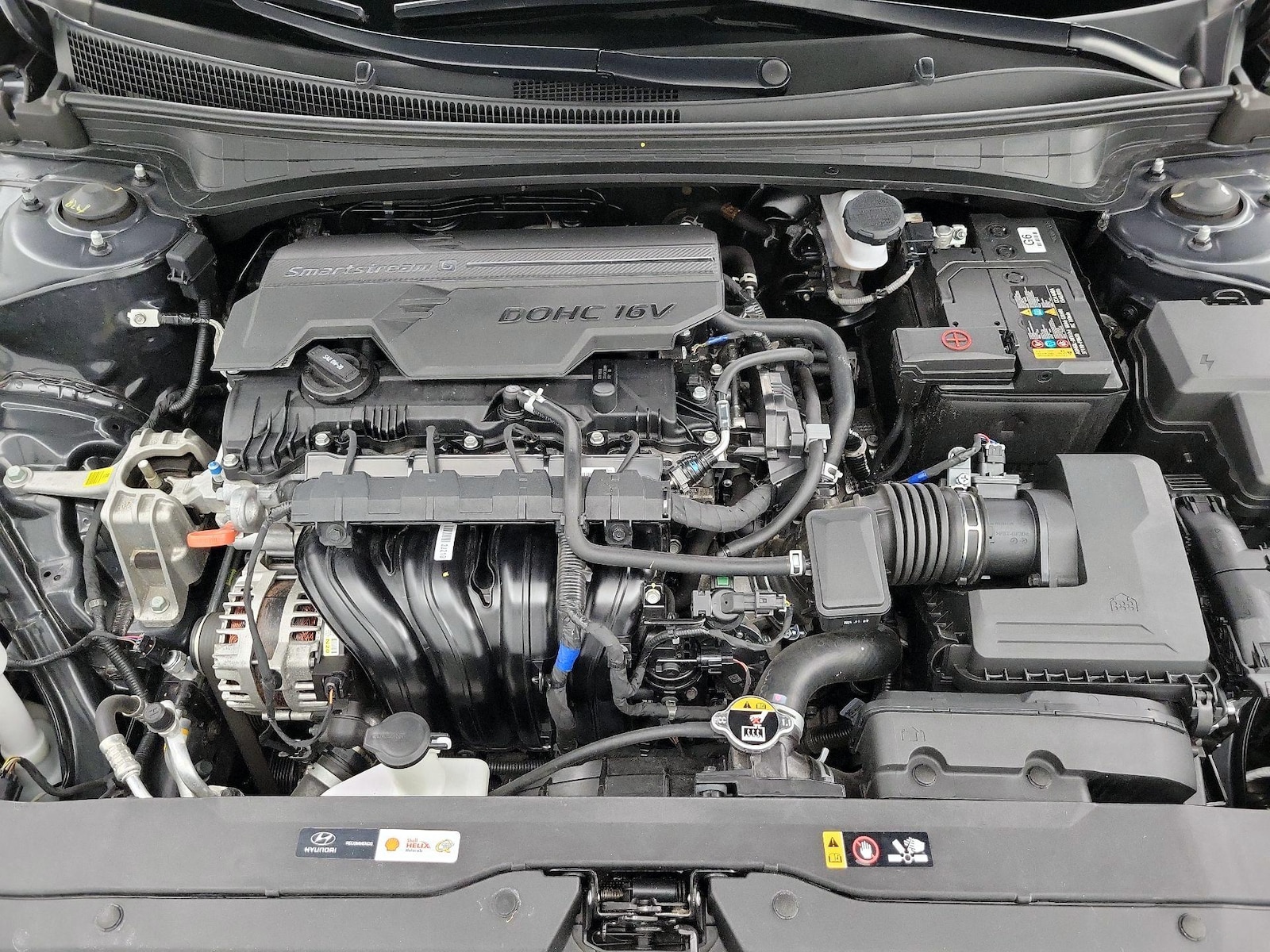 2024 Hyundai Elantra Limited - Photo 24