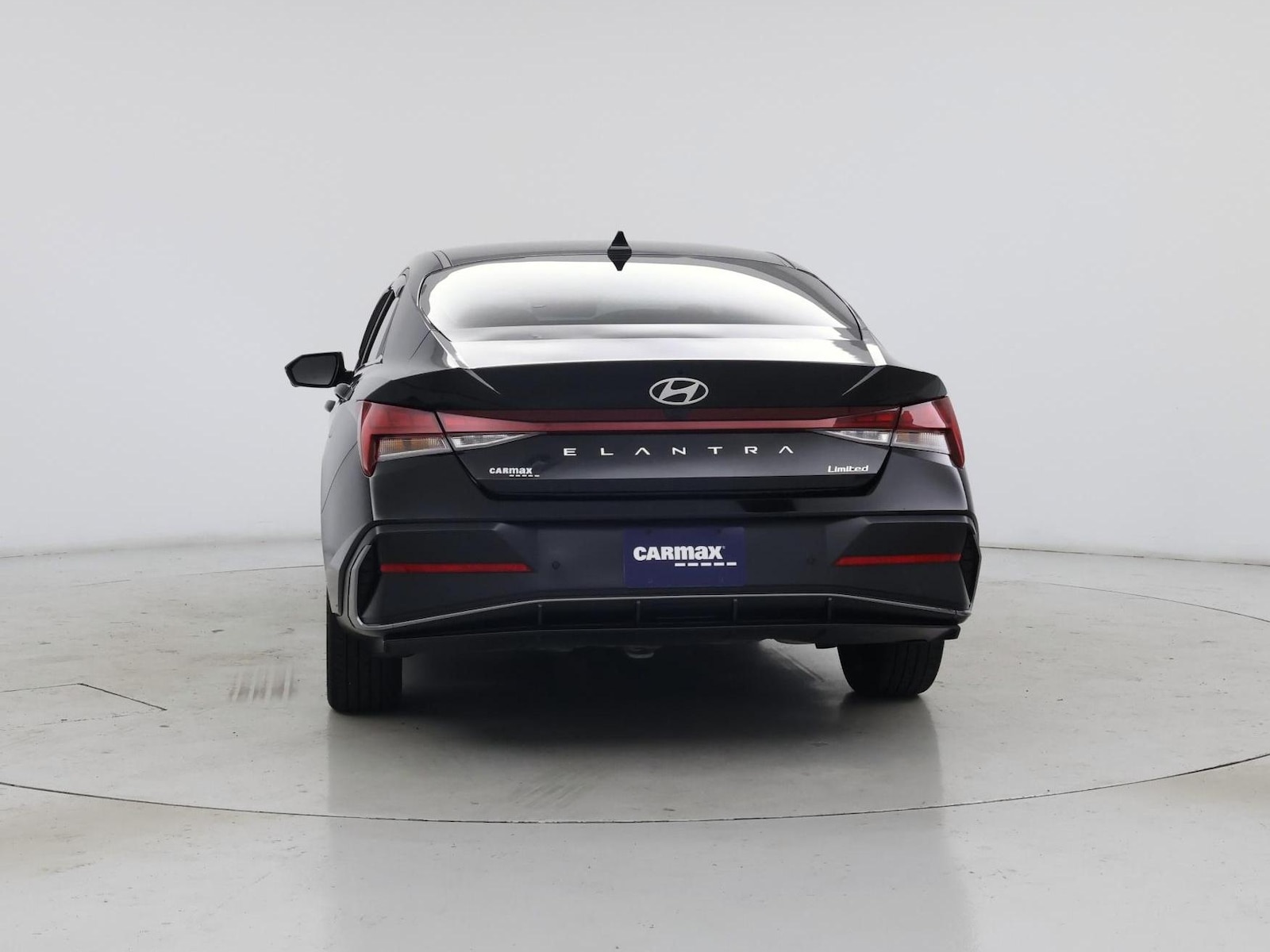 2024 Hyundai Elantra Limited - Photo 7