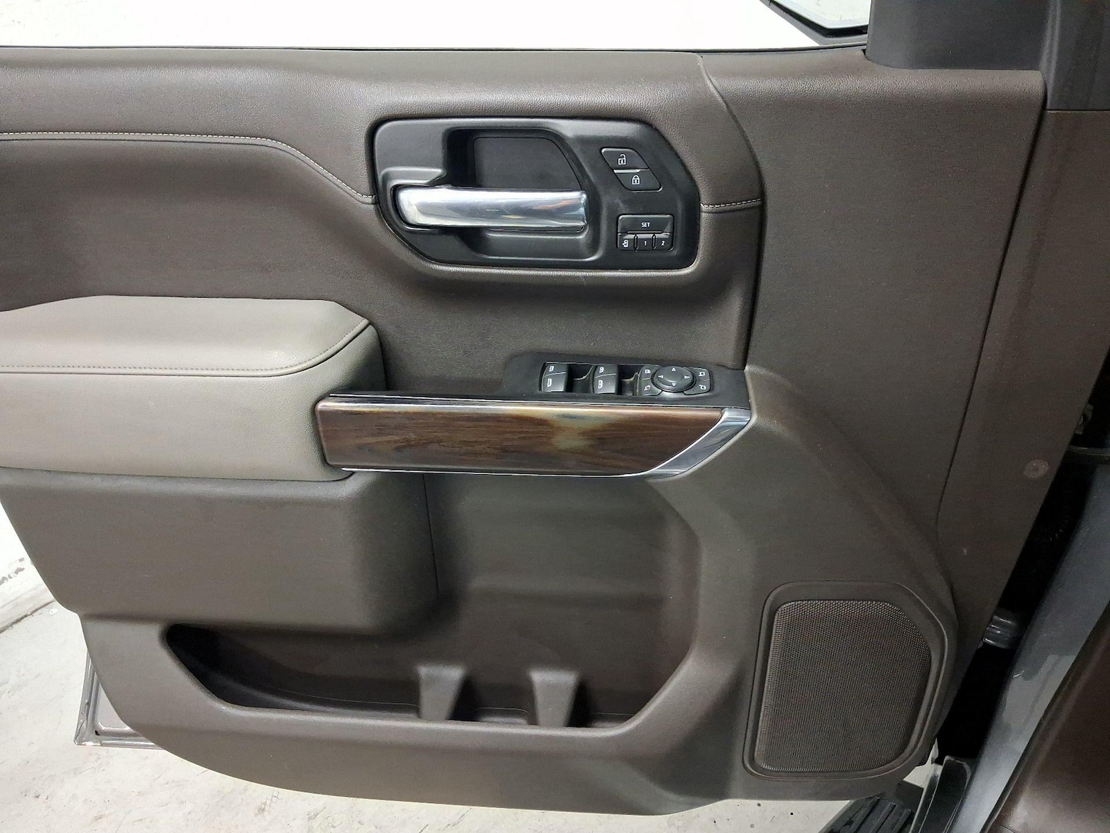 2019 GMC Sierra 1500 SLT - Photo 13