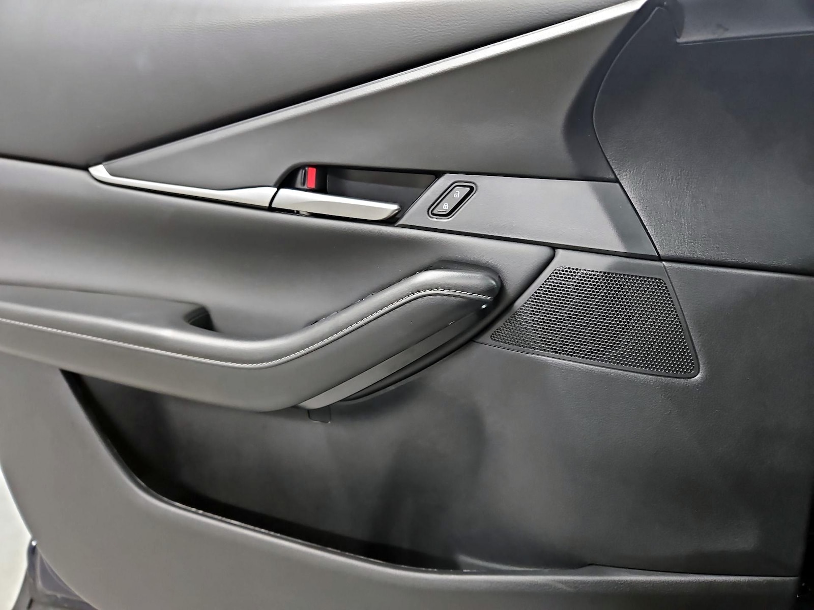 2025 Mazda CX-30 Select Sport - Photo 13