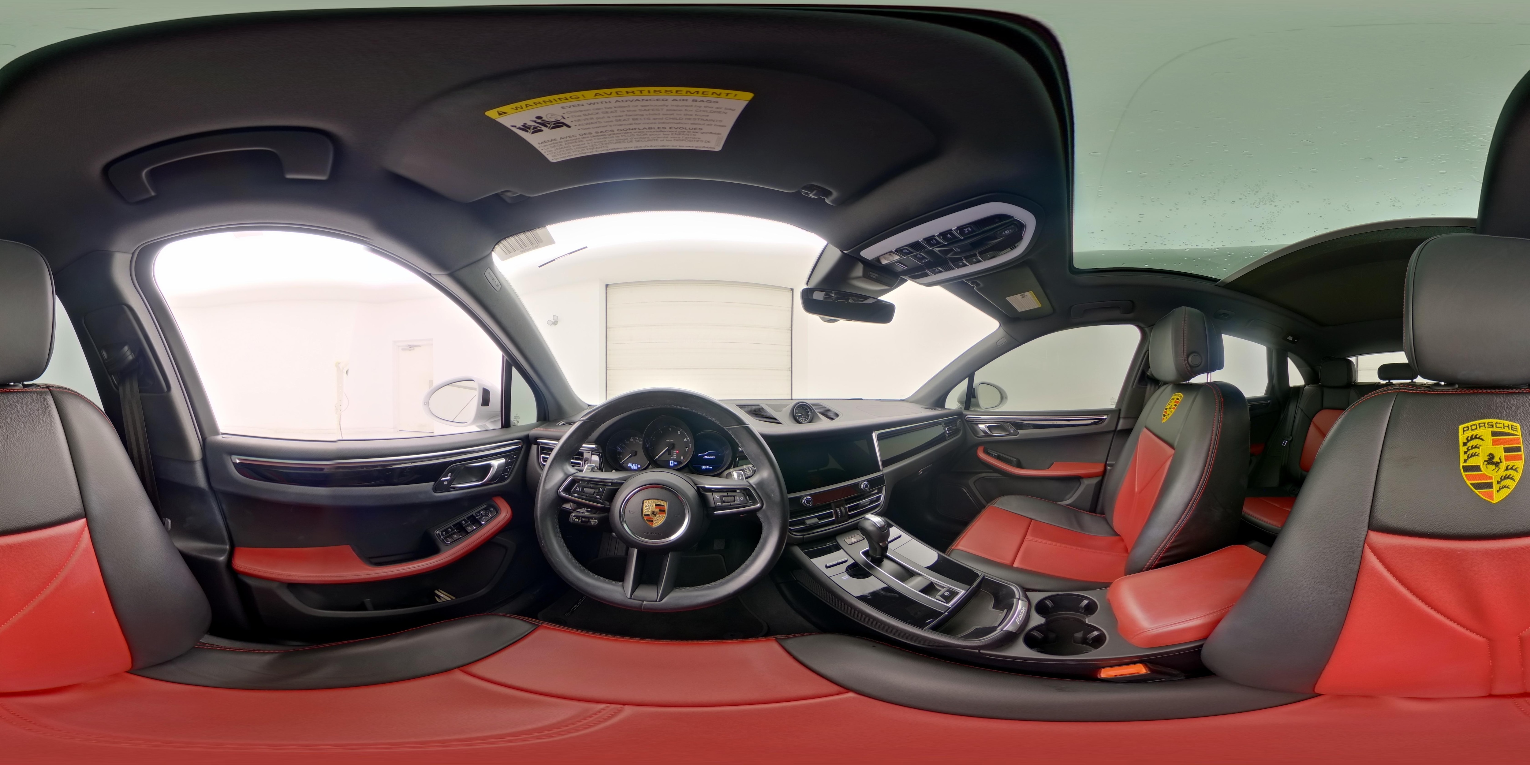 2024 Porsche Macan T - Photo 29