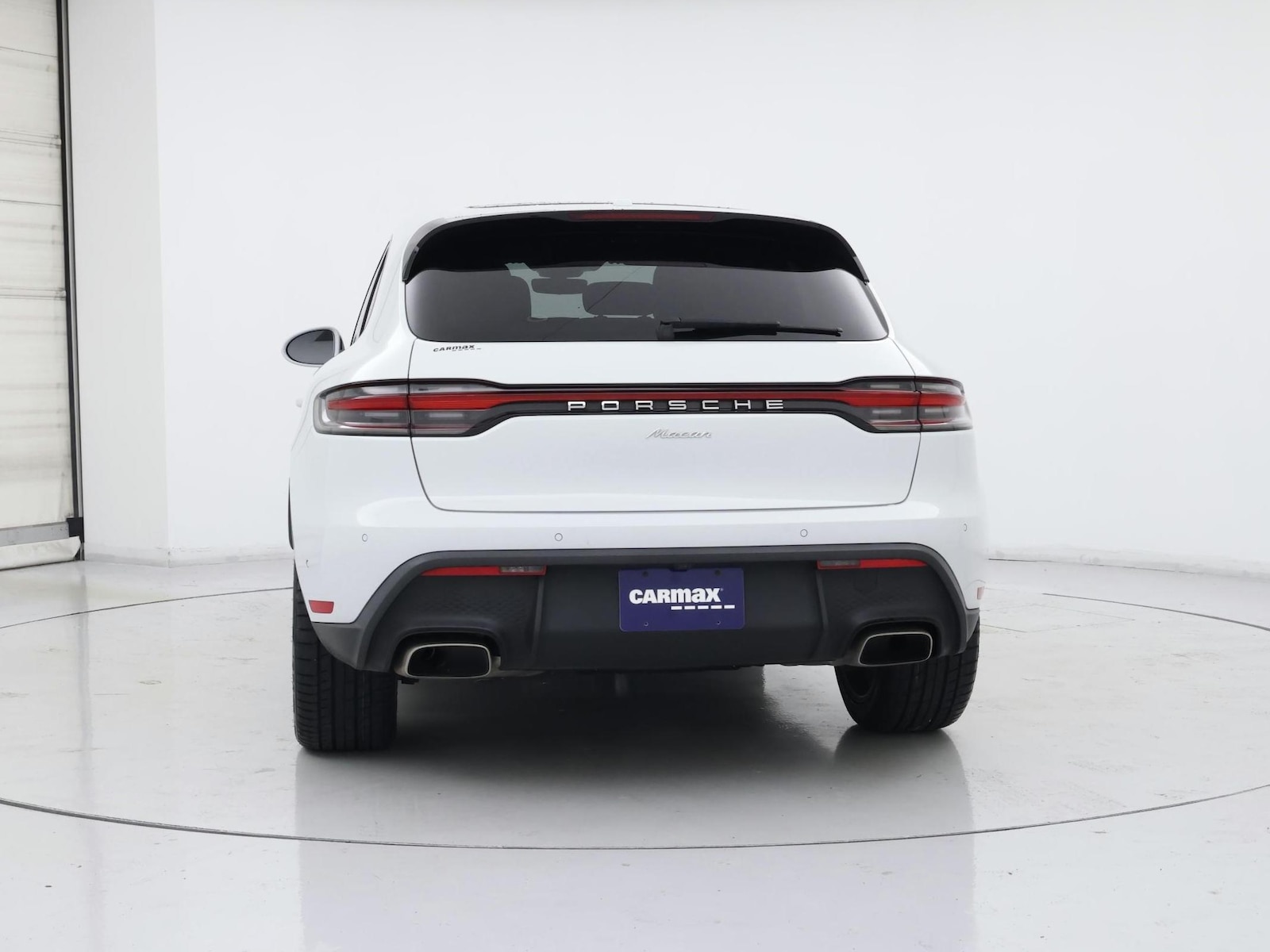 2024 Porsche Macan T - Photo 7