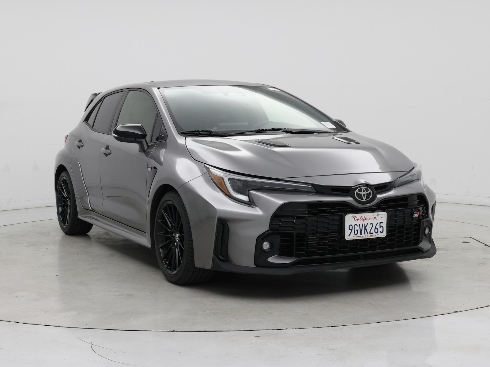 2023 Toyota GR Corolla Circuit Edition - Photo 2