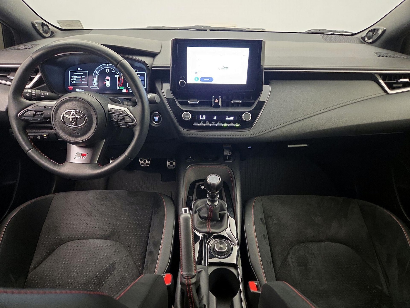 2023 Toyota GR Corolla Circuit Edition - Photo 10