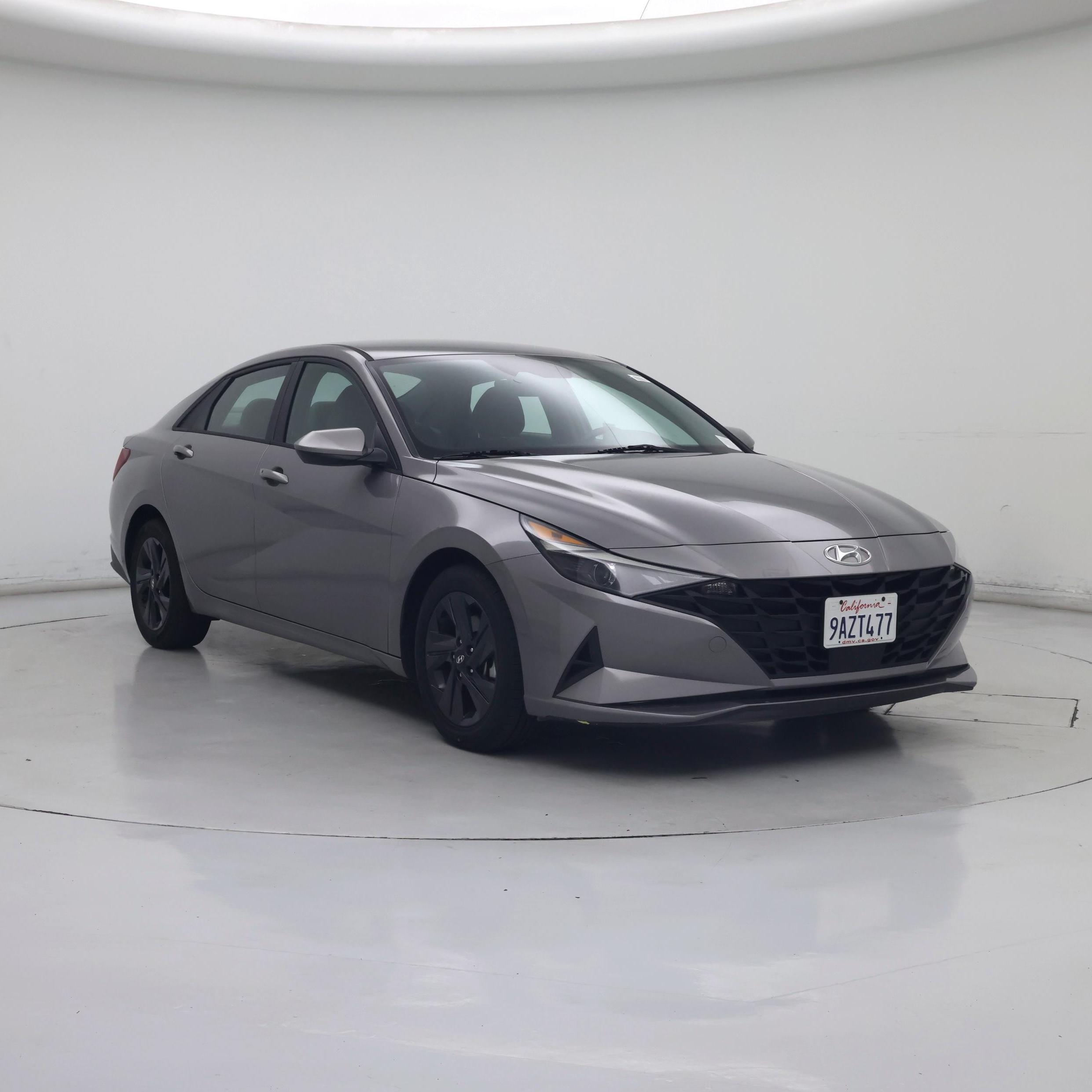 Gray 2022 Hyundai Elantra Sedan Front-Wheel Drive Automatic