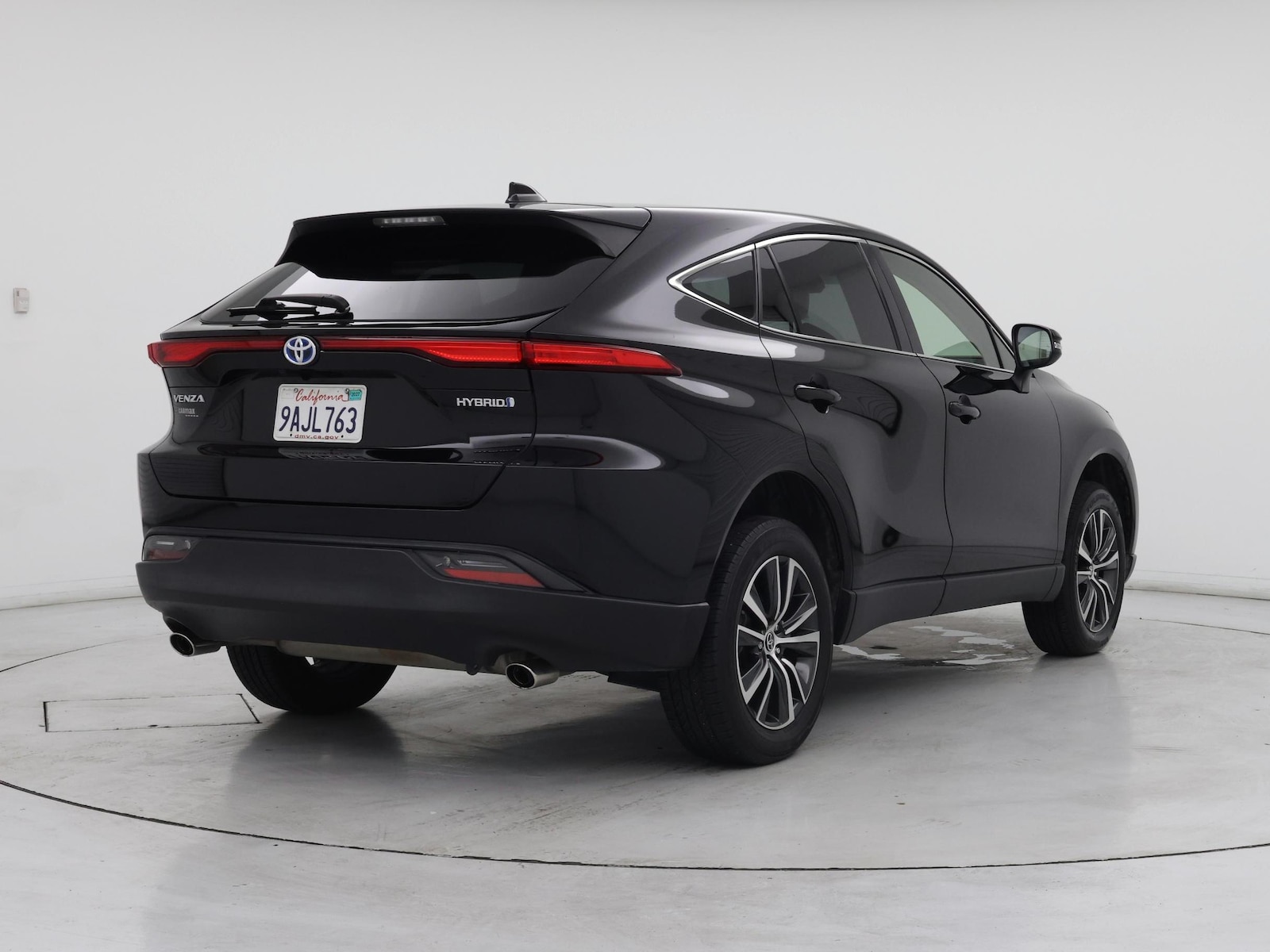2022 Toyota Venza LE - Photo 9