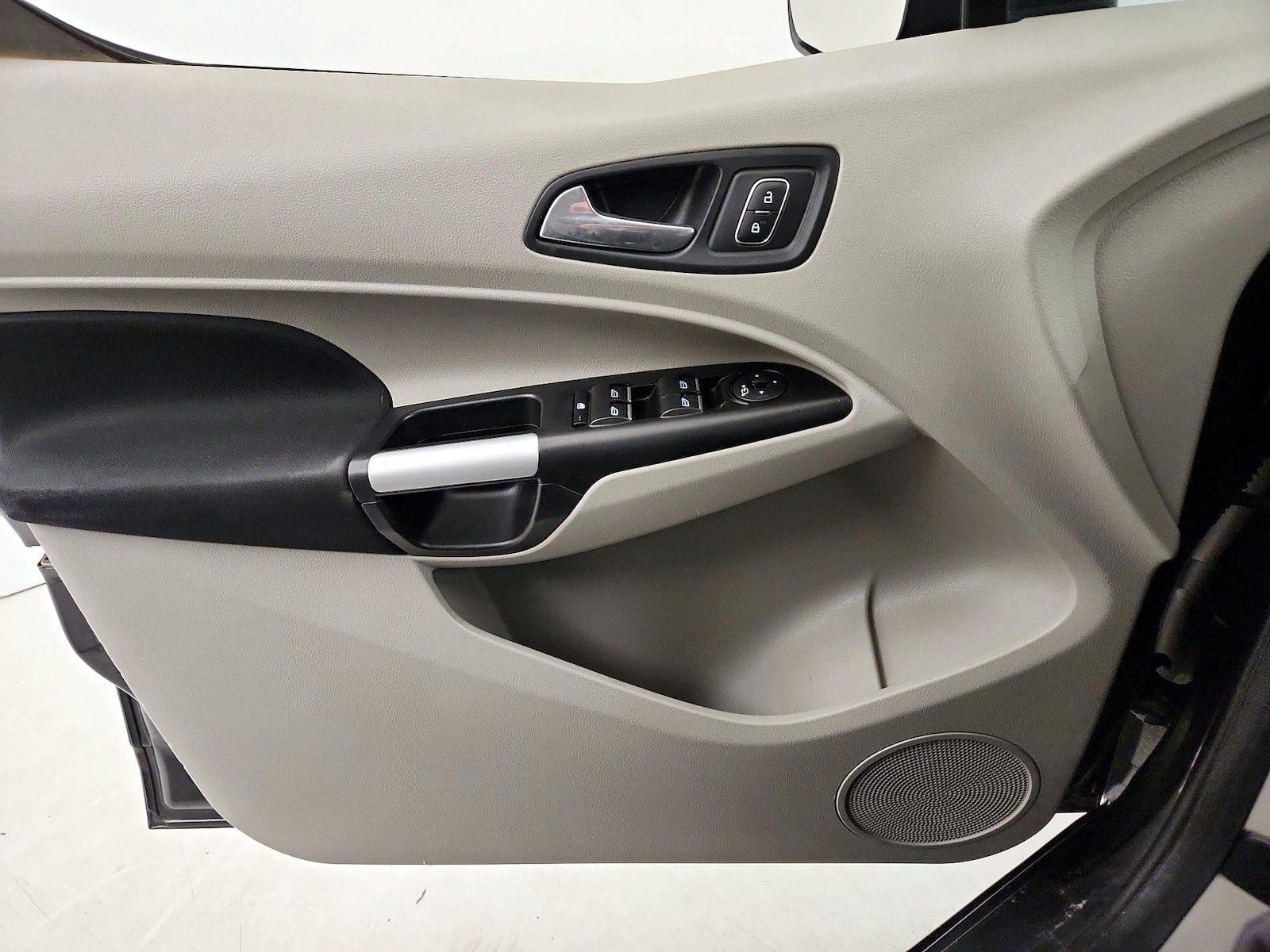2020 Ford Transit Connect XLT - Photo 13