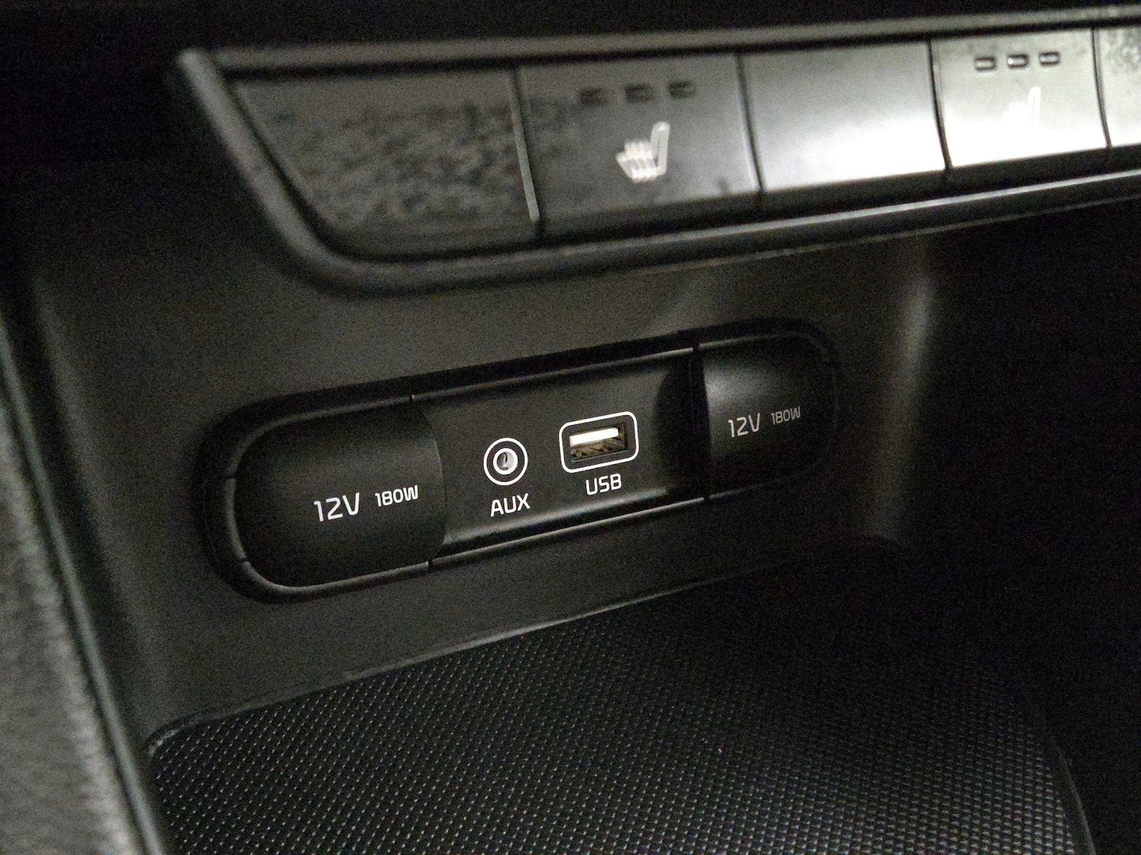 2018 Kia Sportage EX - Photo 19
