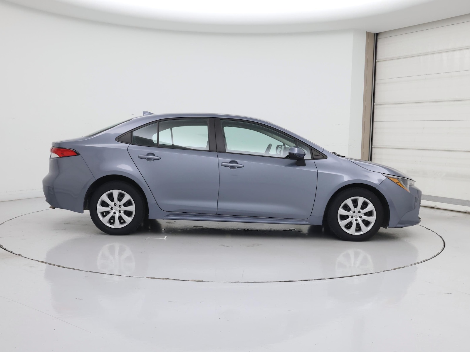 2023 Toyota Corolla LE - Photo 8
