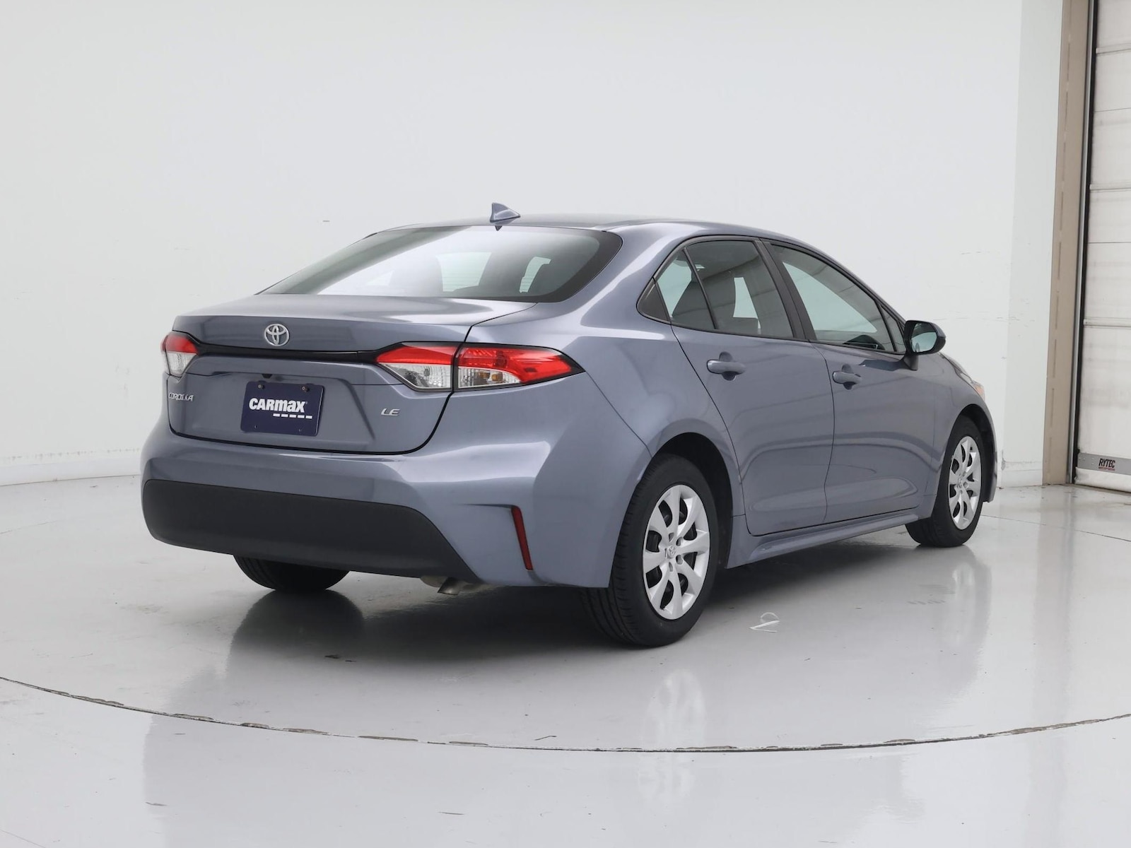 2023 Toyota Corolla LE - Photo 9