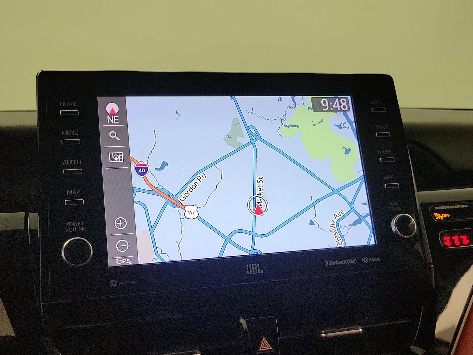 2022 Toyota Camry XSE - Photo 13