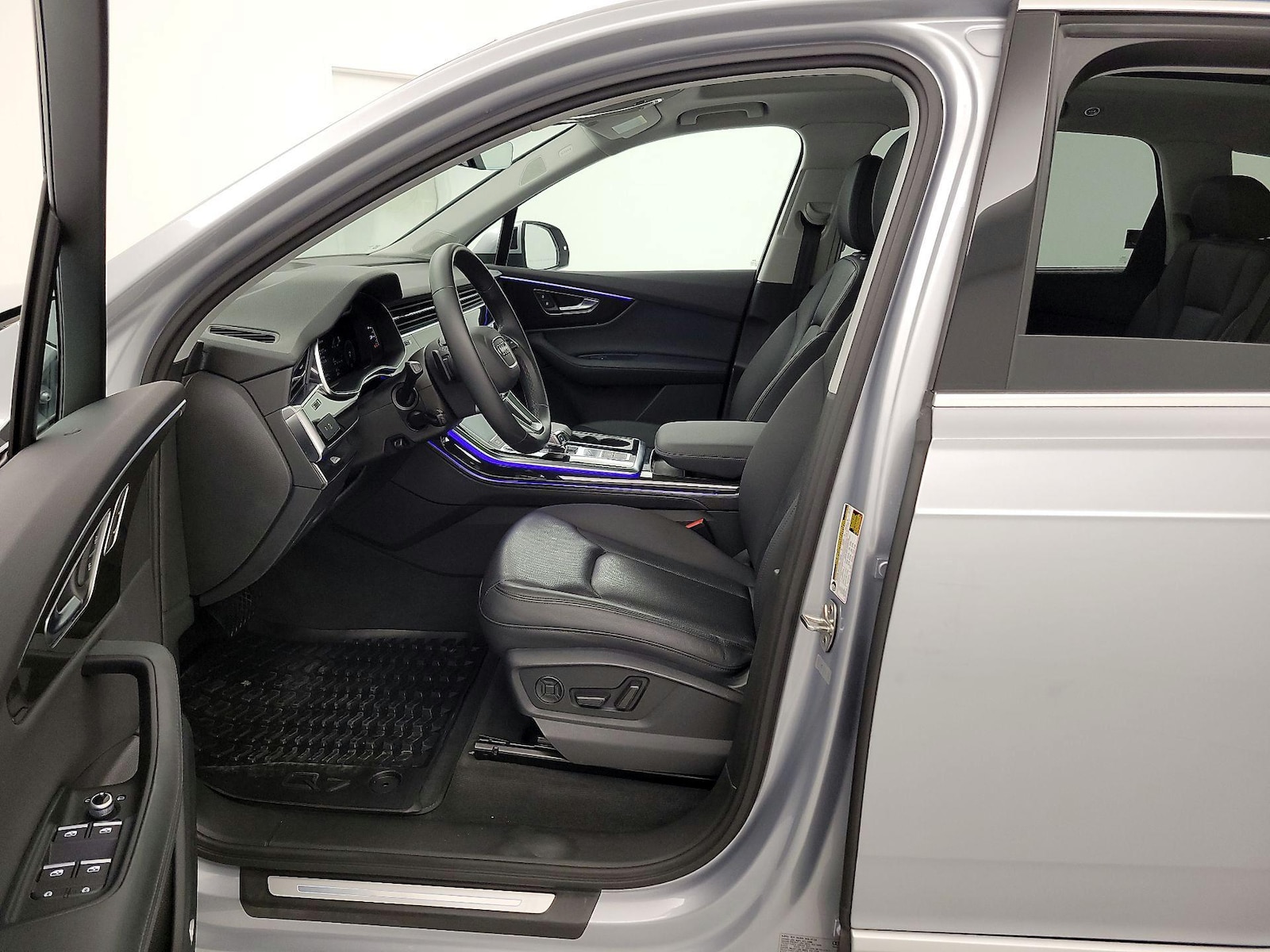 2022 Audi Q7 Premium Plus - Photo 12