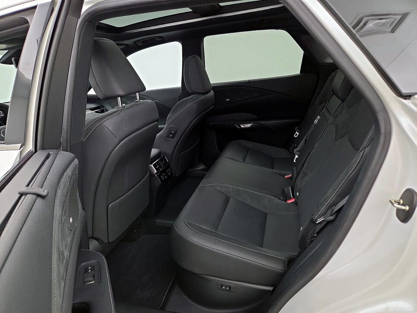 Rear Air Conditioning