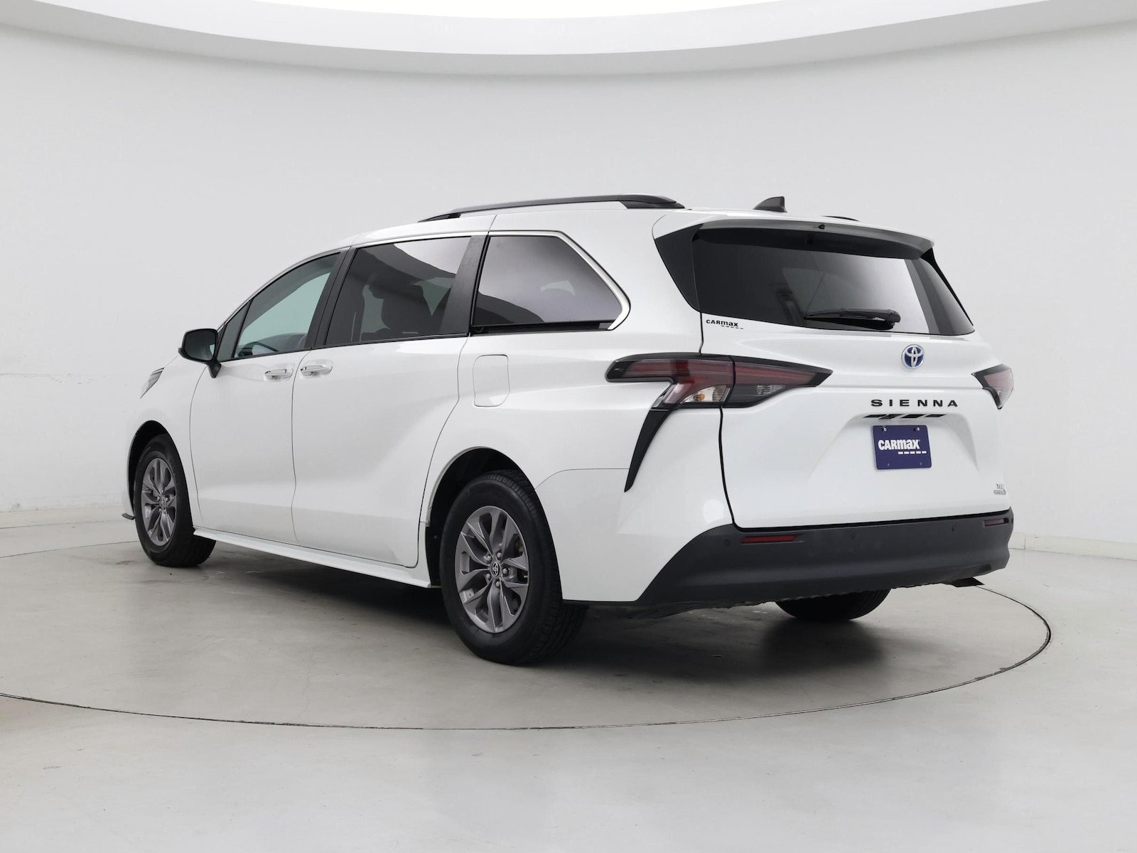 Photo 3