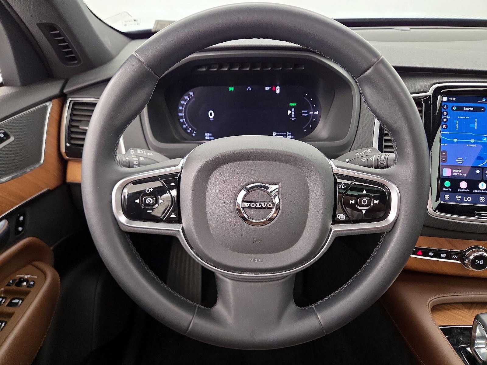 2023 Volvo XC90 Recharge PHEV T8 Plus Dark Theme, photo 11