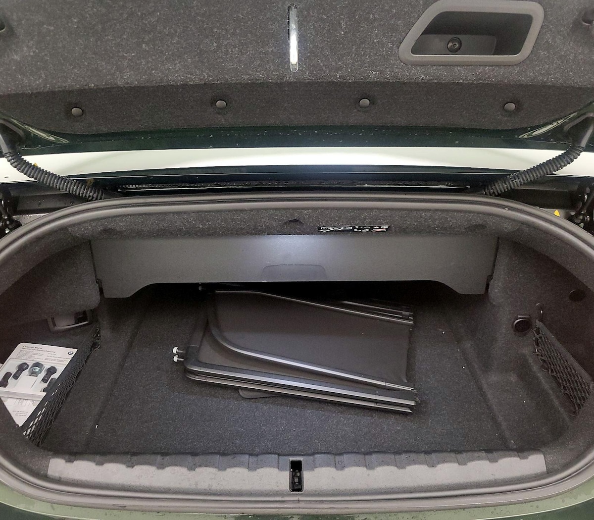 Trunk/Cargo (Seats Up)