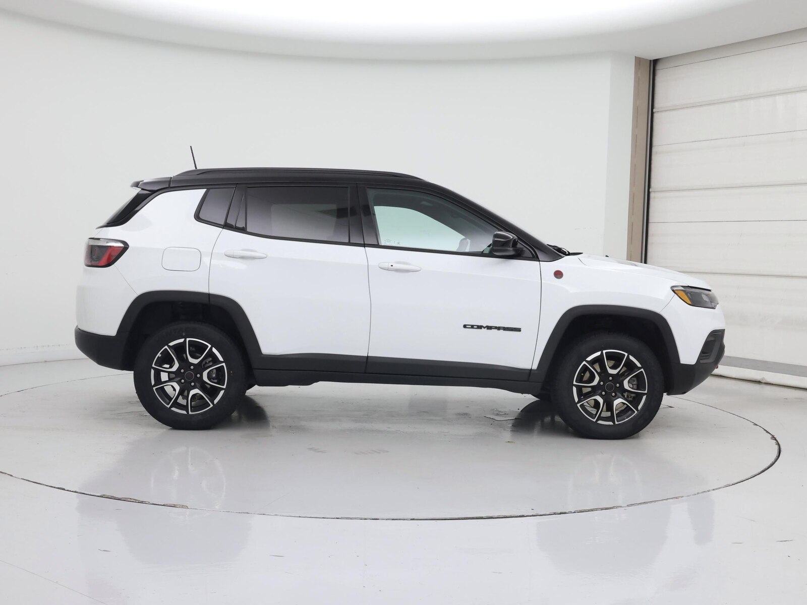 2025 Jeep Compass Trailhawk - Photo 8