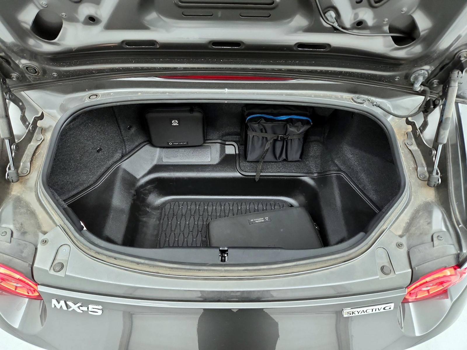 2024 Mazda MX-5 Miata Grand Touring - Photo 21