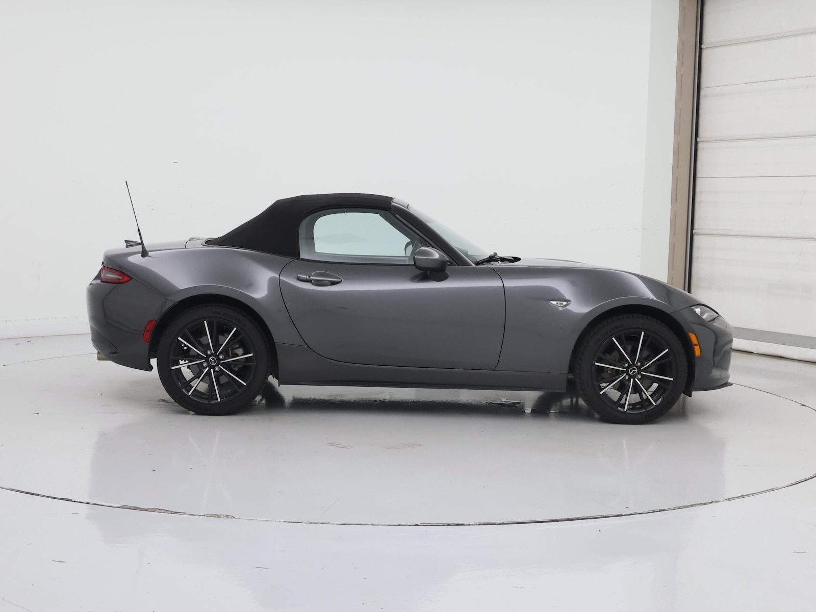 2024 Mazda MX-5 Miata Grand Touring - Photo 8