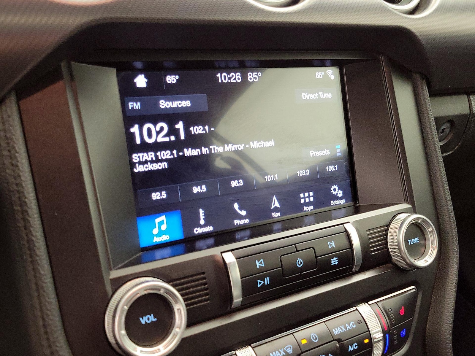 2019 Ford Mustang GT Premium - Photo 17