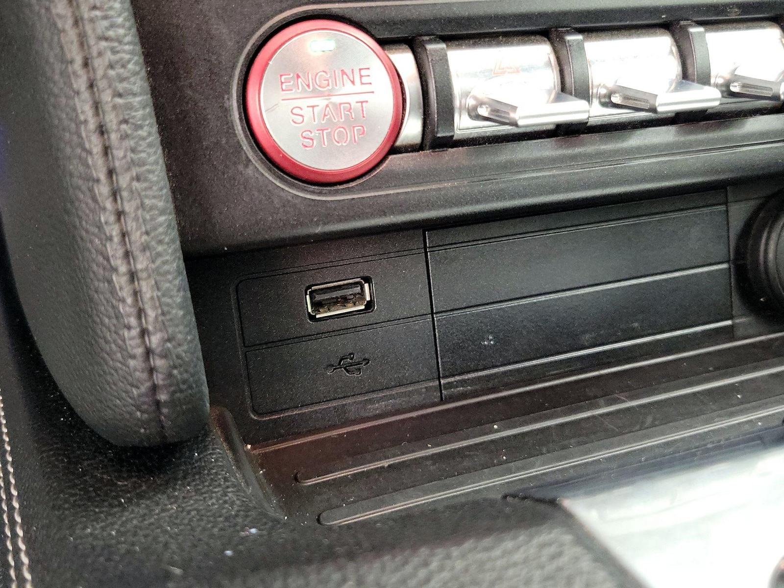 2019 Ford Mustang GT Premium - Photo 20