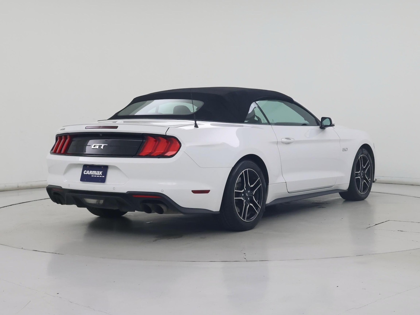 2019 Ford Mustang GT Premium - Photo 9
