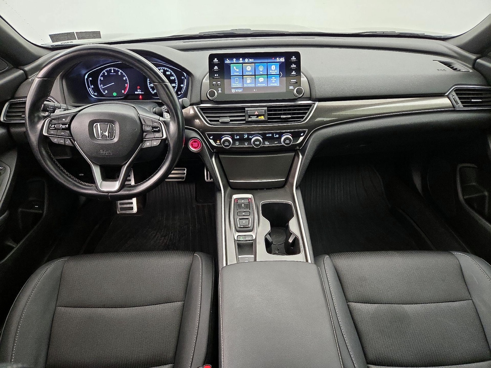 Apple CarPlay® & Android Auto™