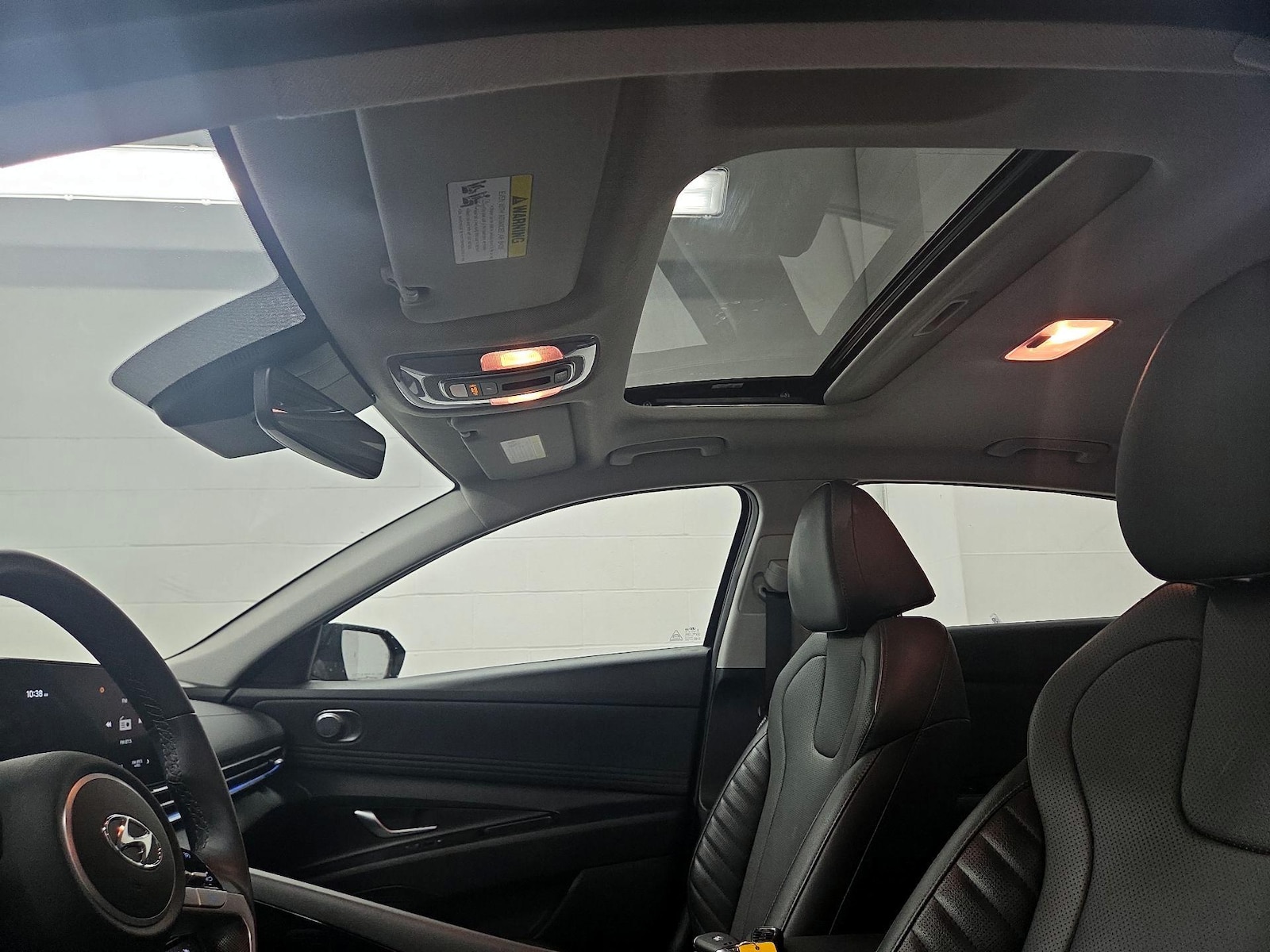 Sunroof(s) & Overhead Airbags