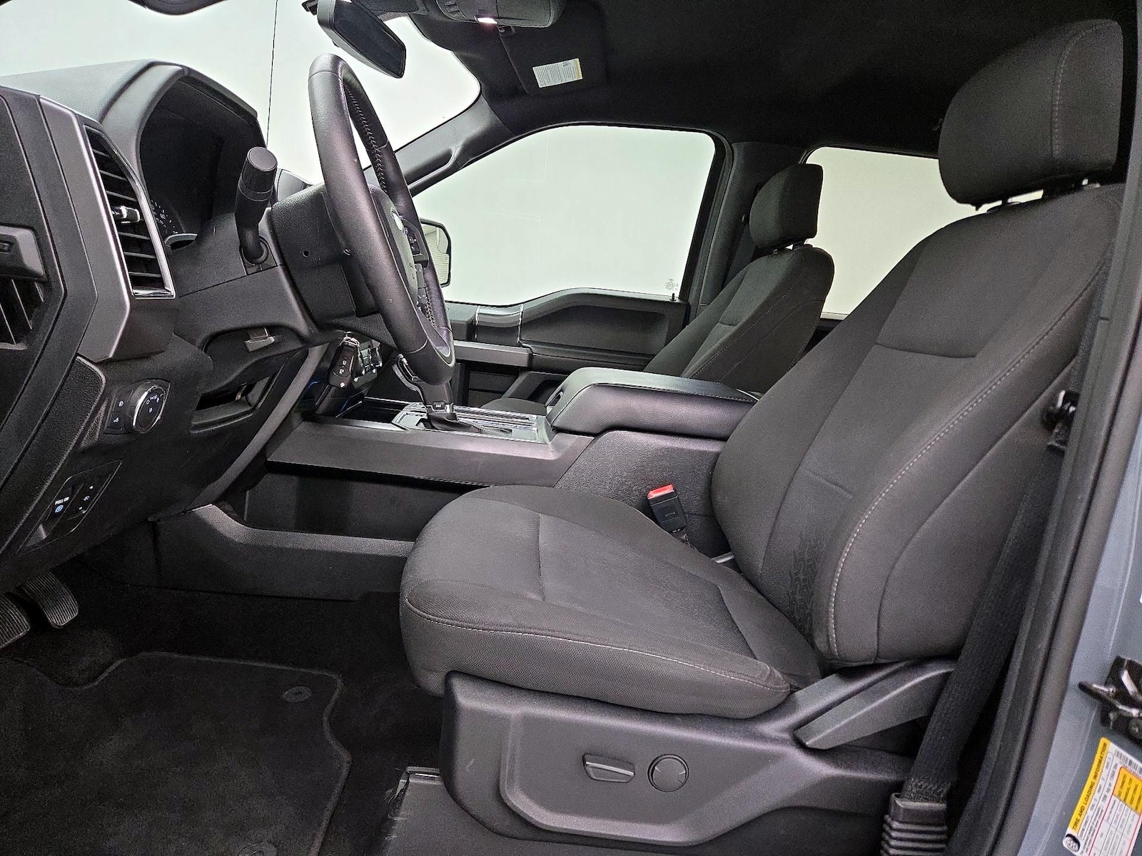 Power Seat(s) & Side Airbags