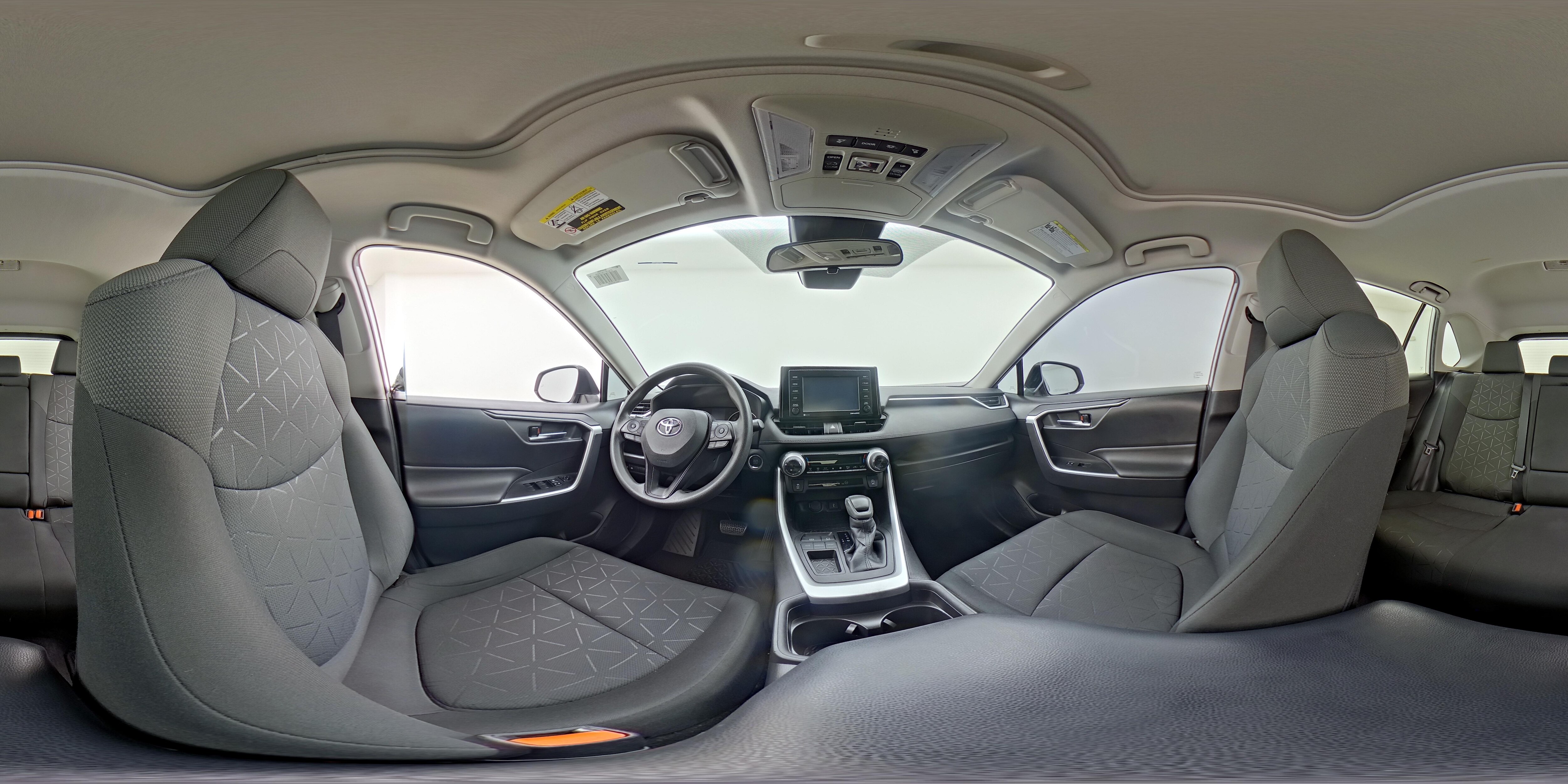 2021 Toyota RAV4 XLE - Photo 23