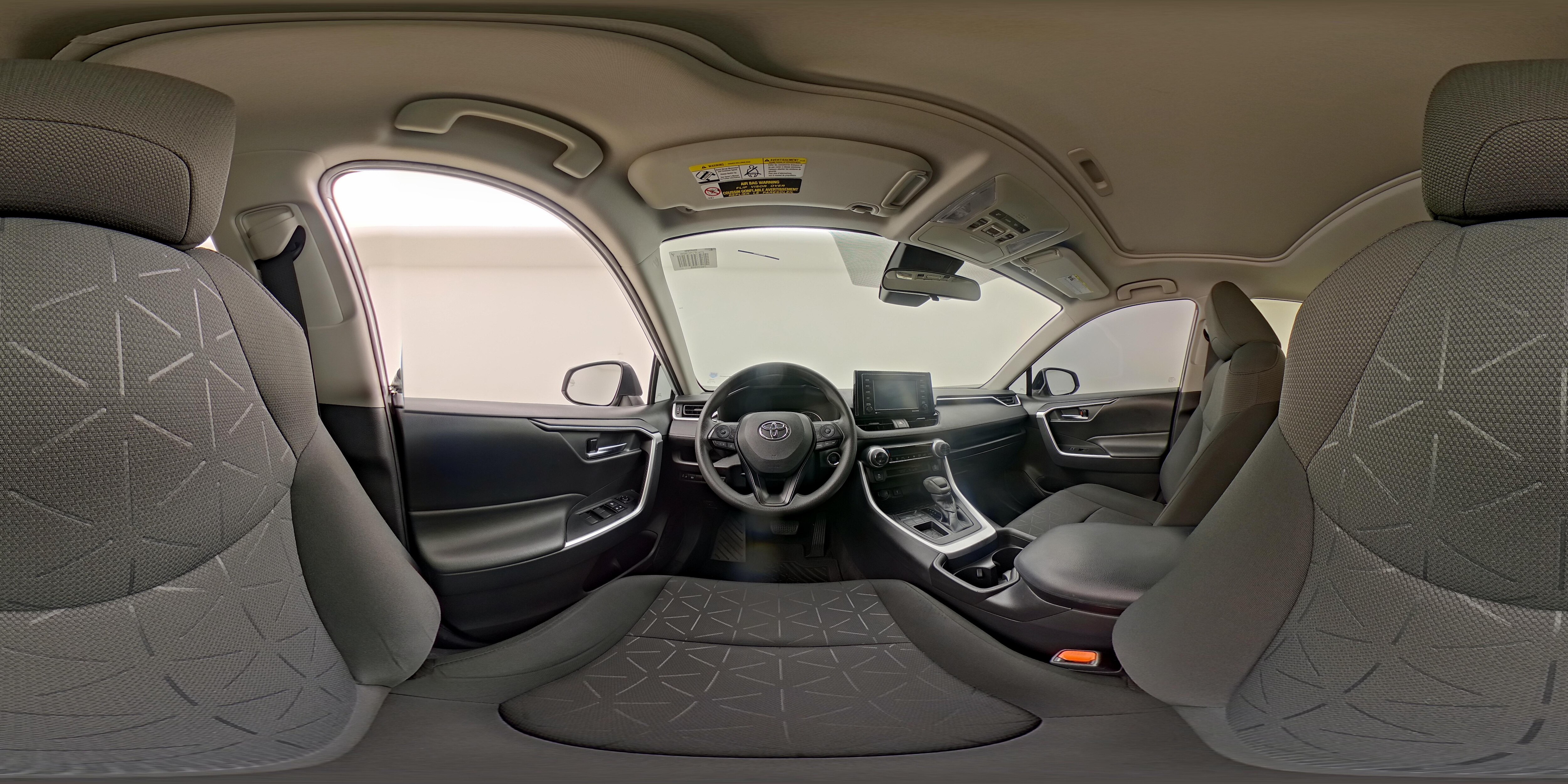 2021 Toyota RAV4 XLE - Photo 25
