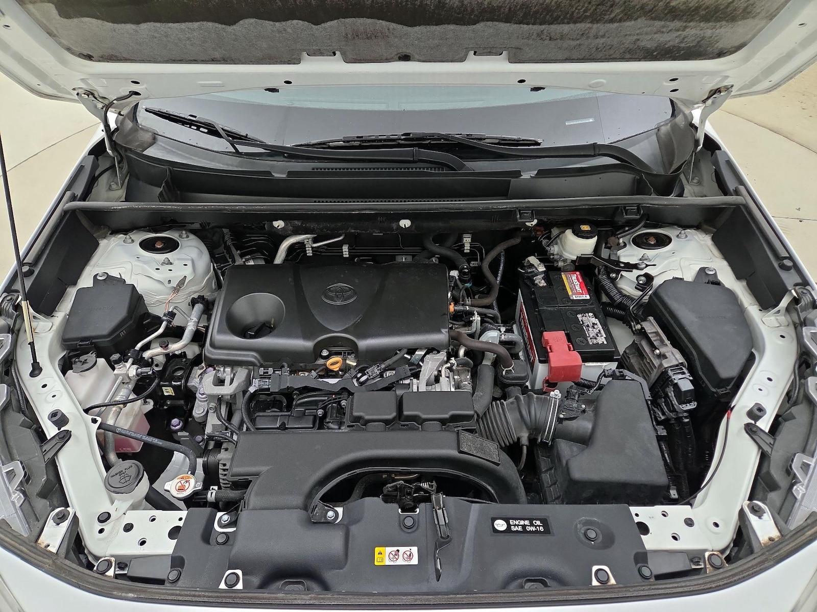 2021 Toyota RAV4 XLE - Photo 21