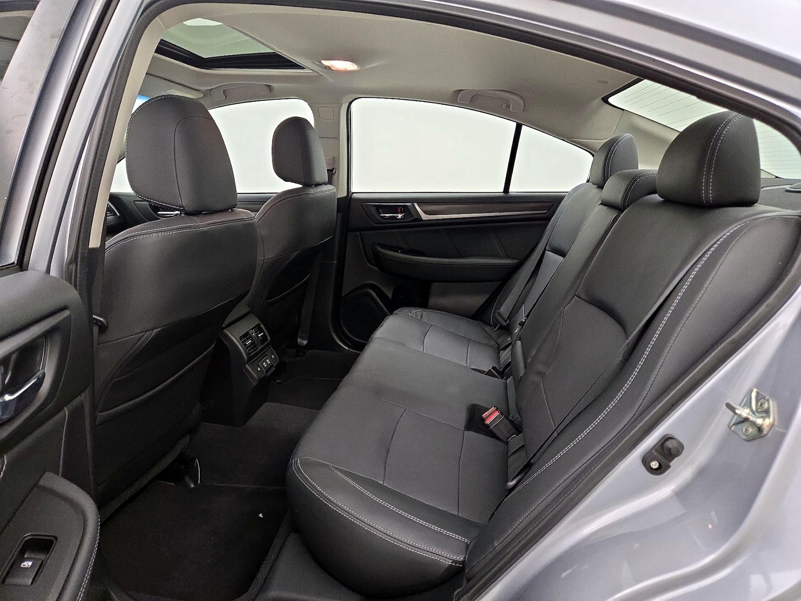 2019 Subaru Legacy Limited - Photo 13