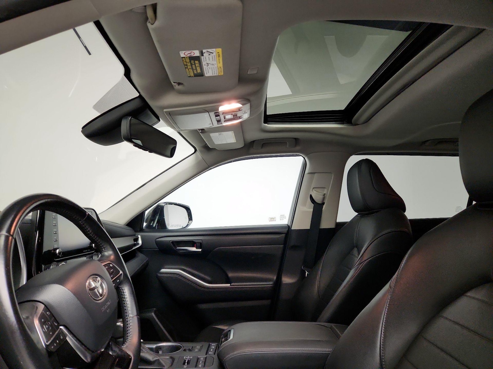 Sunroof(s) & Overhead Airbags