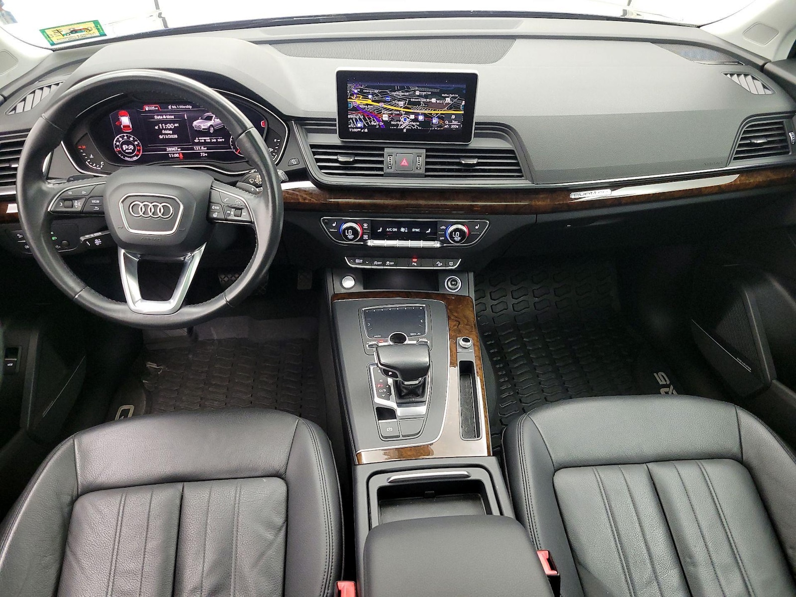 Apple CarPlay® & Android Auto™